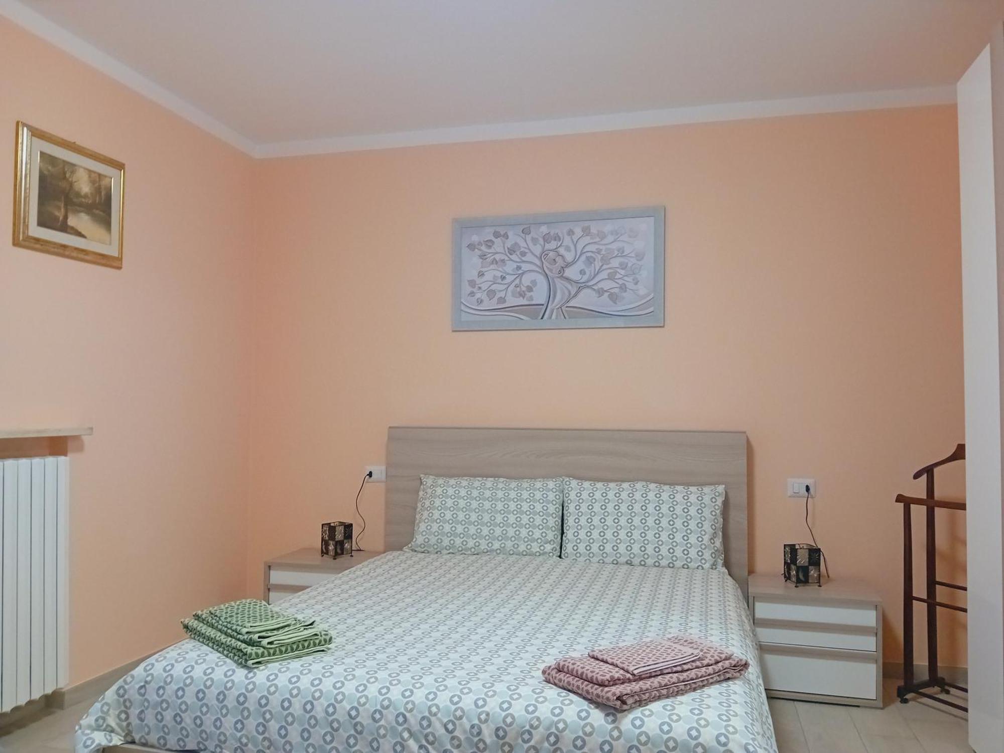 Casa Vacanze Kristina Brissago-Valtravaglia Ngoại thất bức ảnh