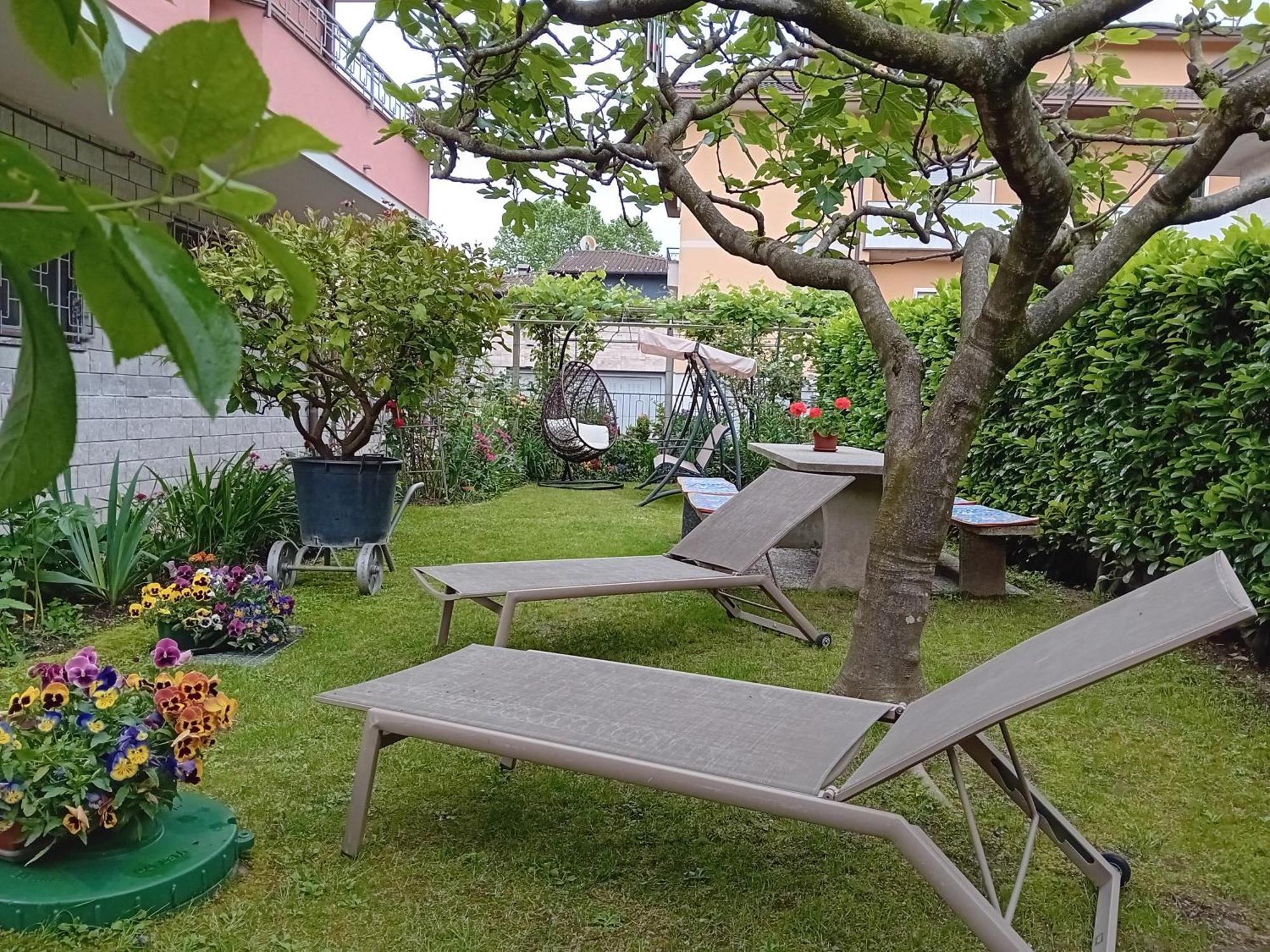Casa Vacanze Kristina Brissago-Valtravaglia Ngoại thất bức ảnh