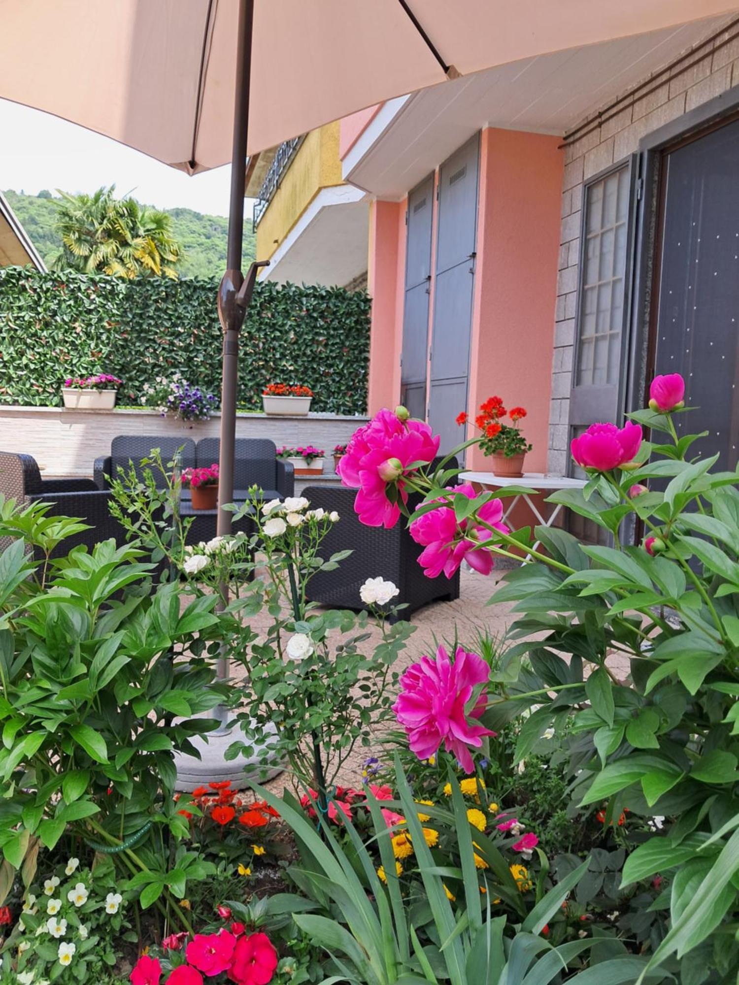 Casa Vacanze Kristina Brissago-Valtravaglia Ngoại thất bức ảnh